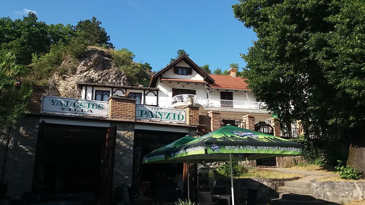 Valcsics Villa Panzio Beci Exterior foto